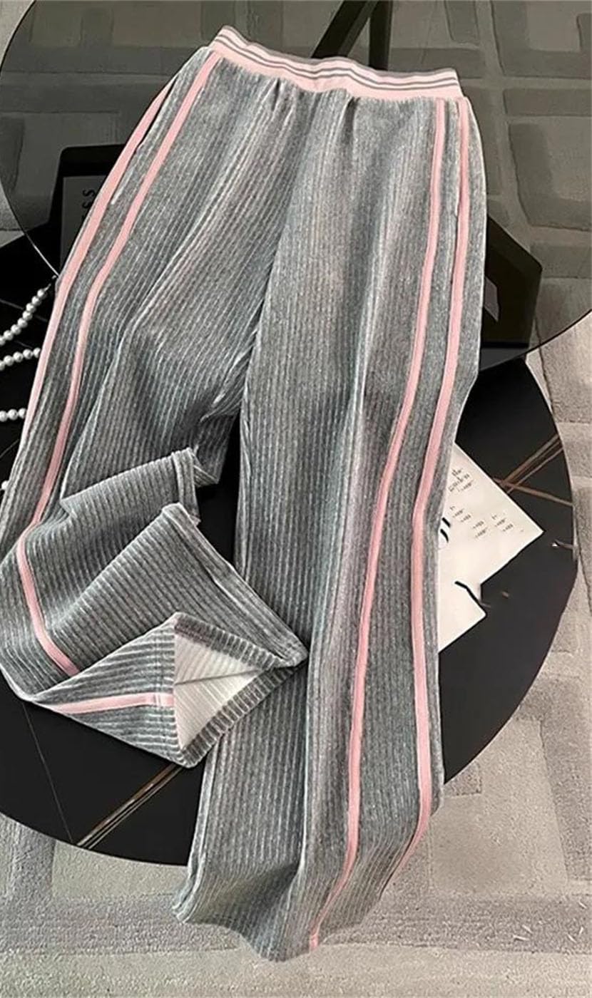 Women’s Hooded Sweatshirt & Jogger Pants 2-Piece Set